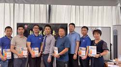 心有所信,方能行远,学有所悟,而后笃行。 心有所信,方能行远,学有所悟,而后笃行。